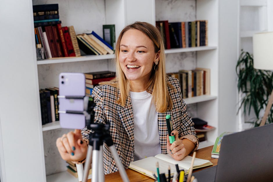 How to Invest $100 and Turn It Into Passive Income